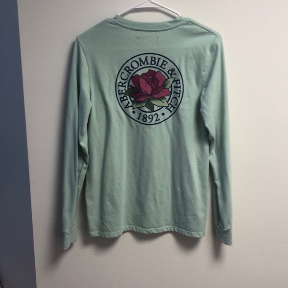 Abercrombie & Fitch long sleeve - Picture 2 of 2